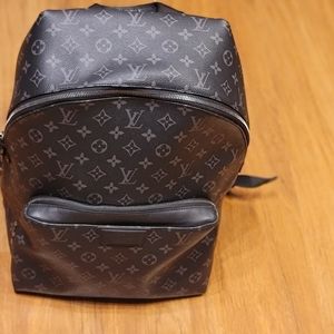 *SOLD* Louis Vuitton Men's Apollo Black Backpack